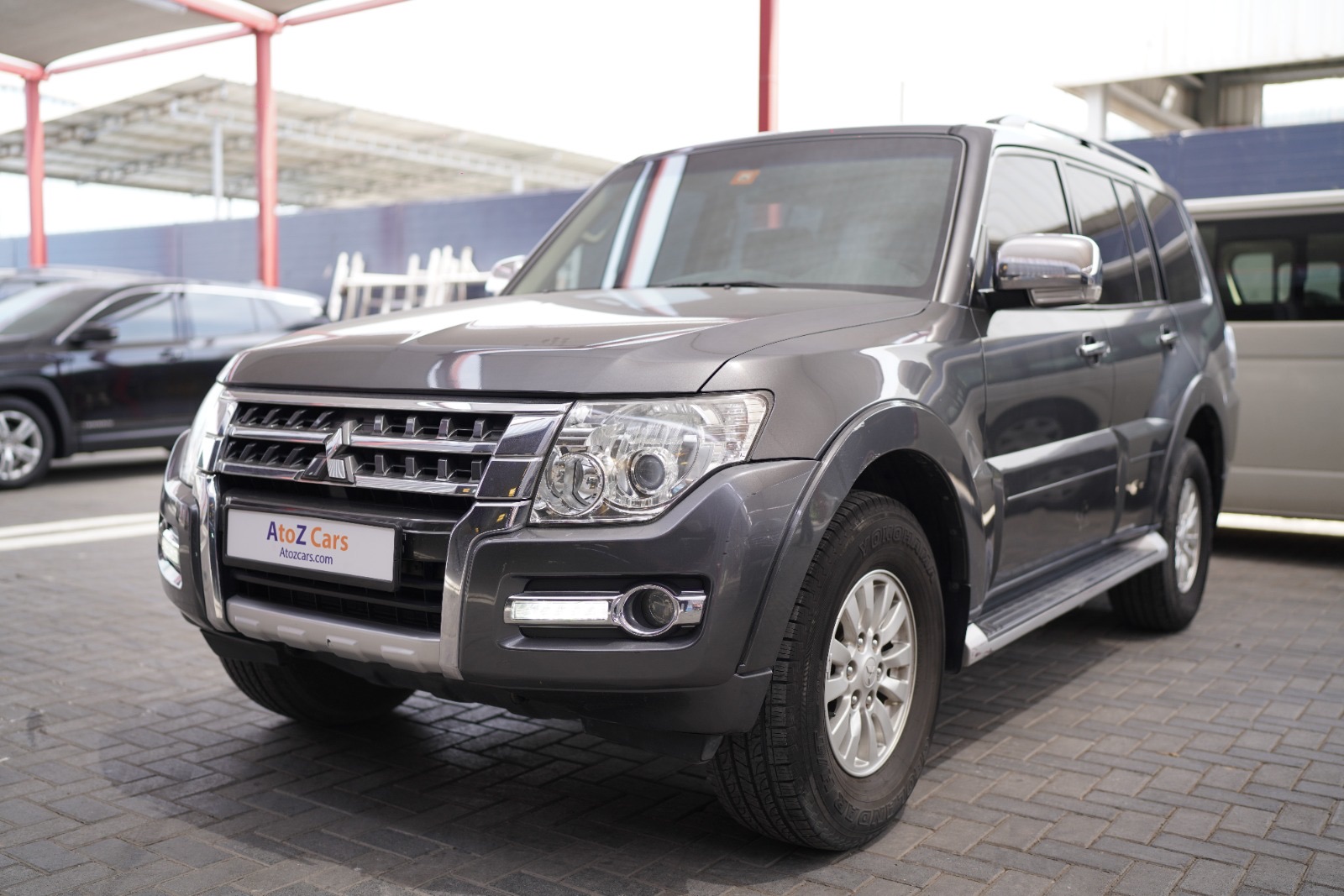 mitsubishi pajero-gallery-13