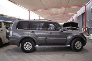 mitsubishi pajero-gallery-14