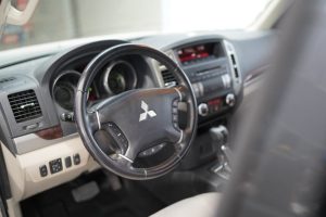 mitsubishi pajero-gallery-5
